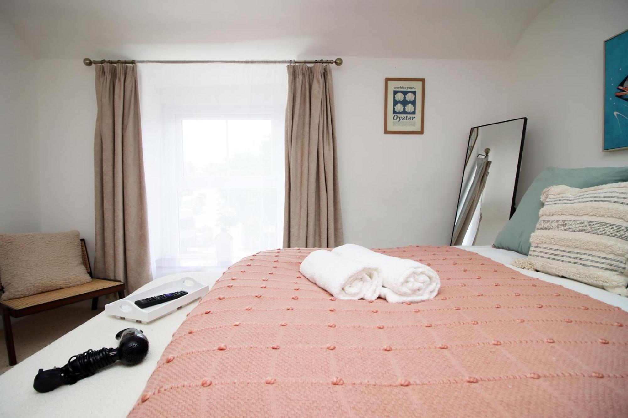 Little Gem In The Mumbles! Fishermans Cottage With Log Burner, Dog Friendly And Welcome Breakfast Hamper! Экстерьер фото