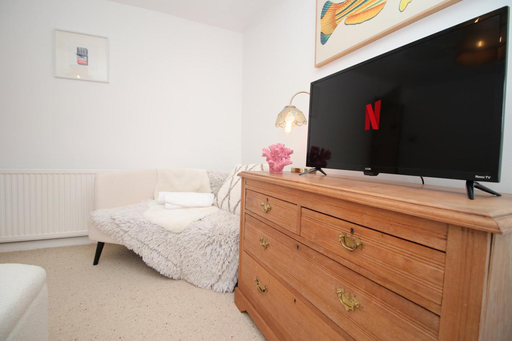 Little Gem In The Mumbles! Fishermans Cottage With Log Burner, Dog Friendly And Welcome Breakfast Hamper! Экстерьер фото
